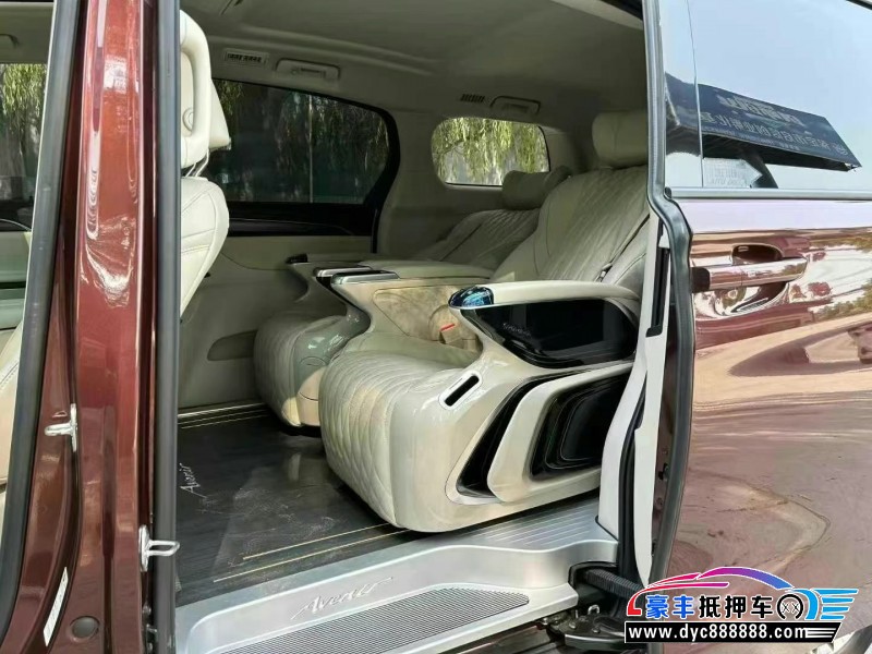 22年别克GL8轿车抵押车出售