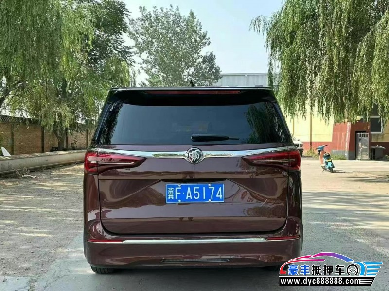 22年别克GL8轿车抵押车出售