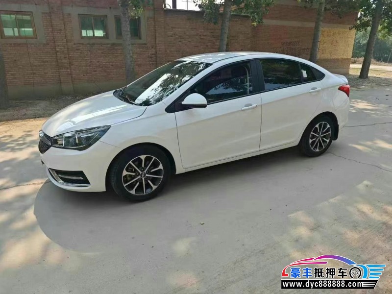 21年奇瑞艾瑞泽5轿车抵押车出售