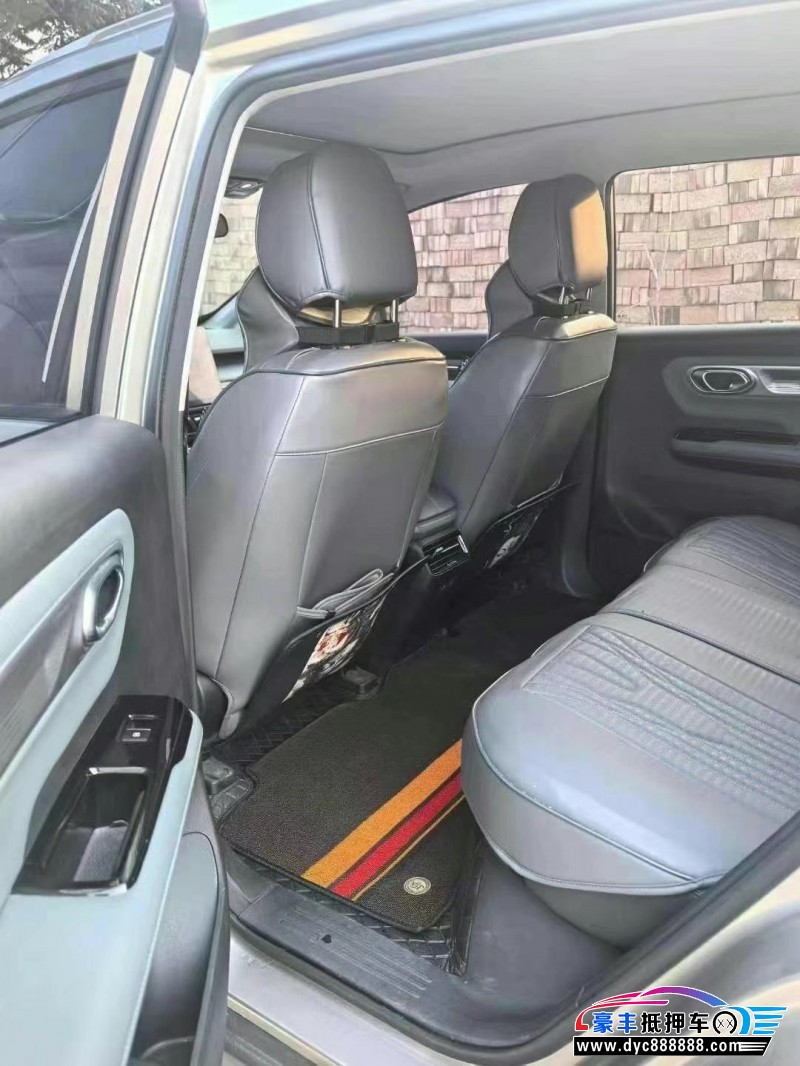 23年埃安Y70轿车抵押车出售