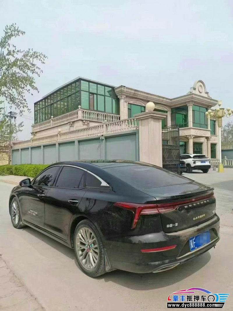 24年奔腾B70轿车抵押车出售