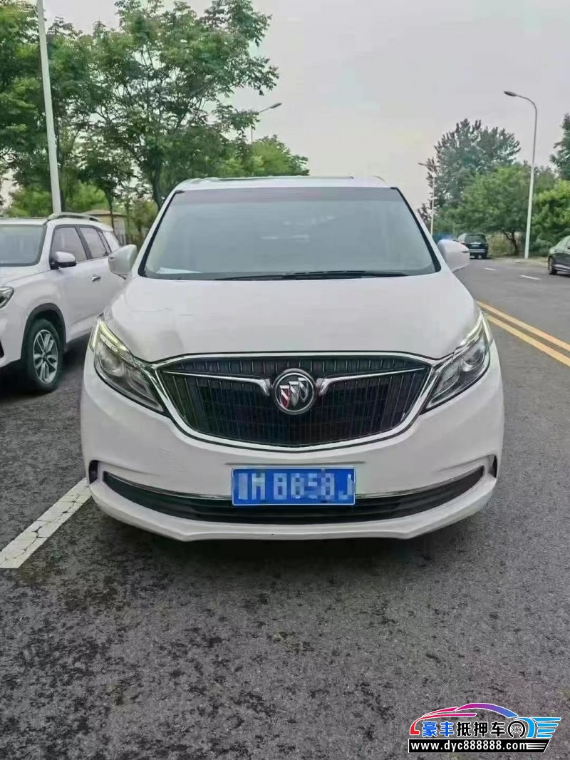 17年别克GL8轿车抵押车出售