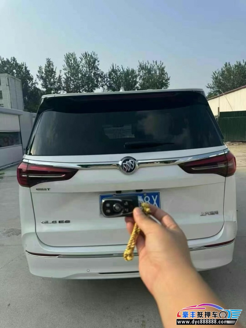 22年别克GL8轿车抵押车出售