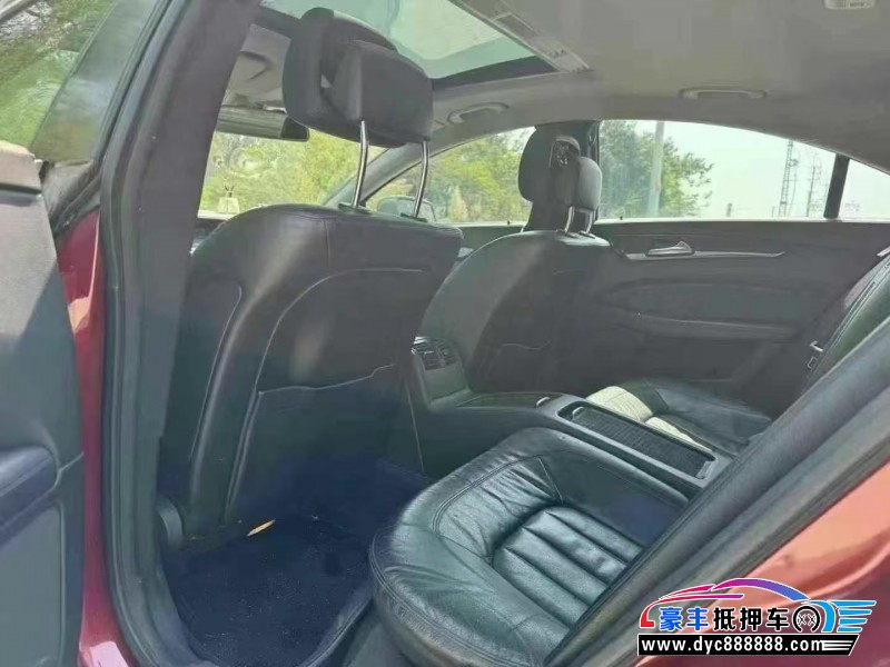 13年奔驰CLS轿车抵押车出售