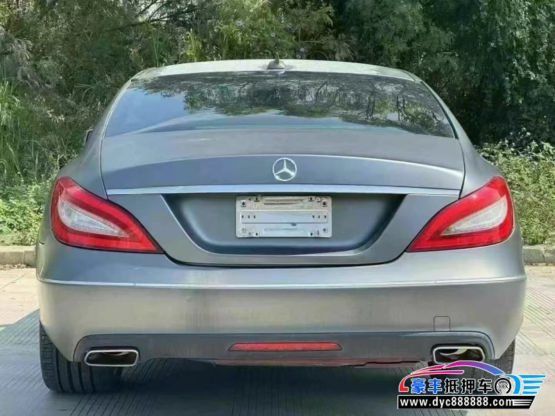 13年奔驰CLS轿车抵押车出售
