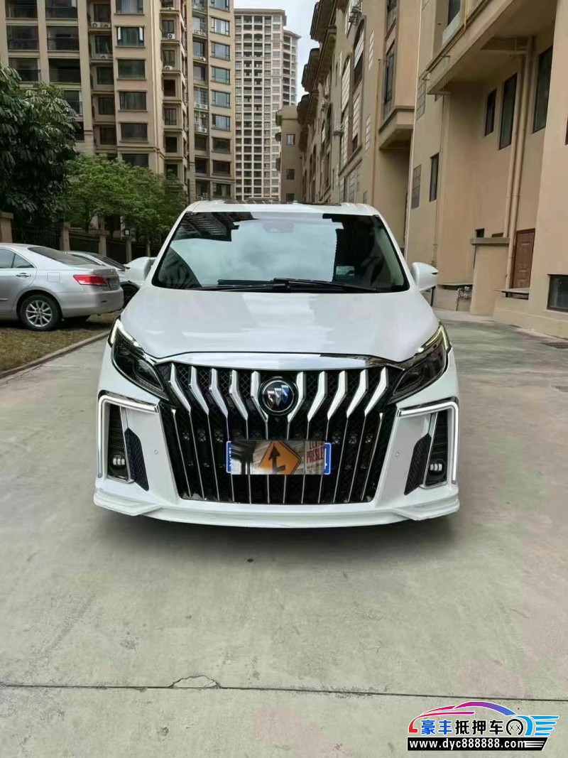 17年别克GL8轿车抵押车出售