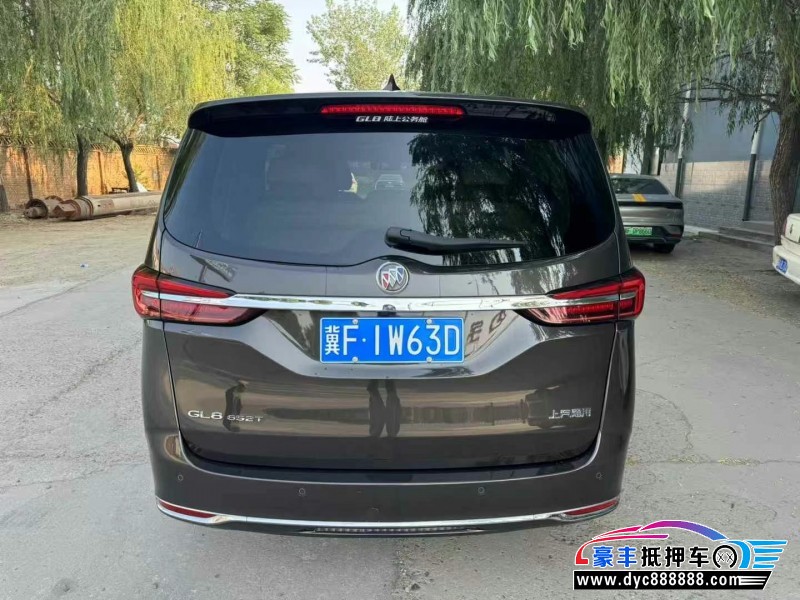 21年别克GL8轿车抵押车出售