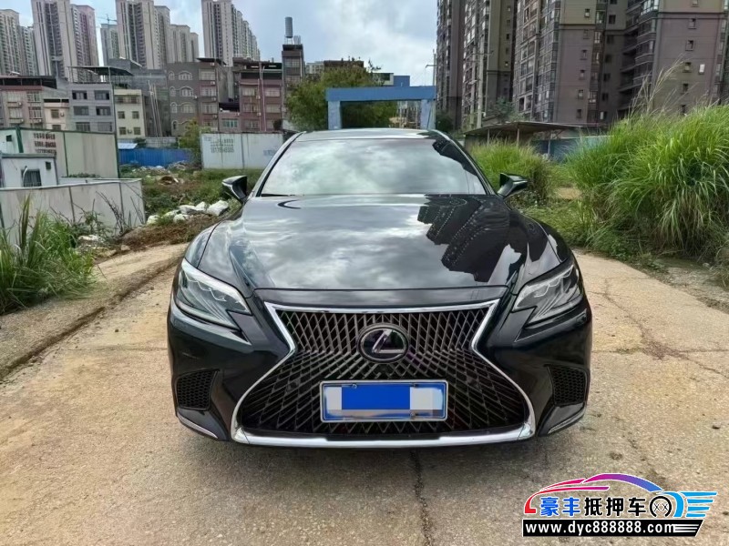 19年雷克萨斯LS轿车抵押车出售
