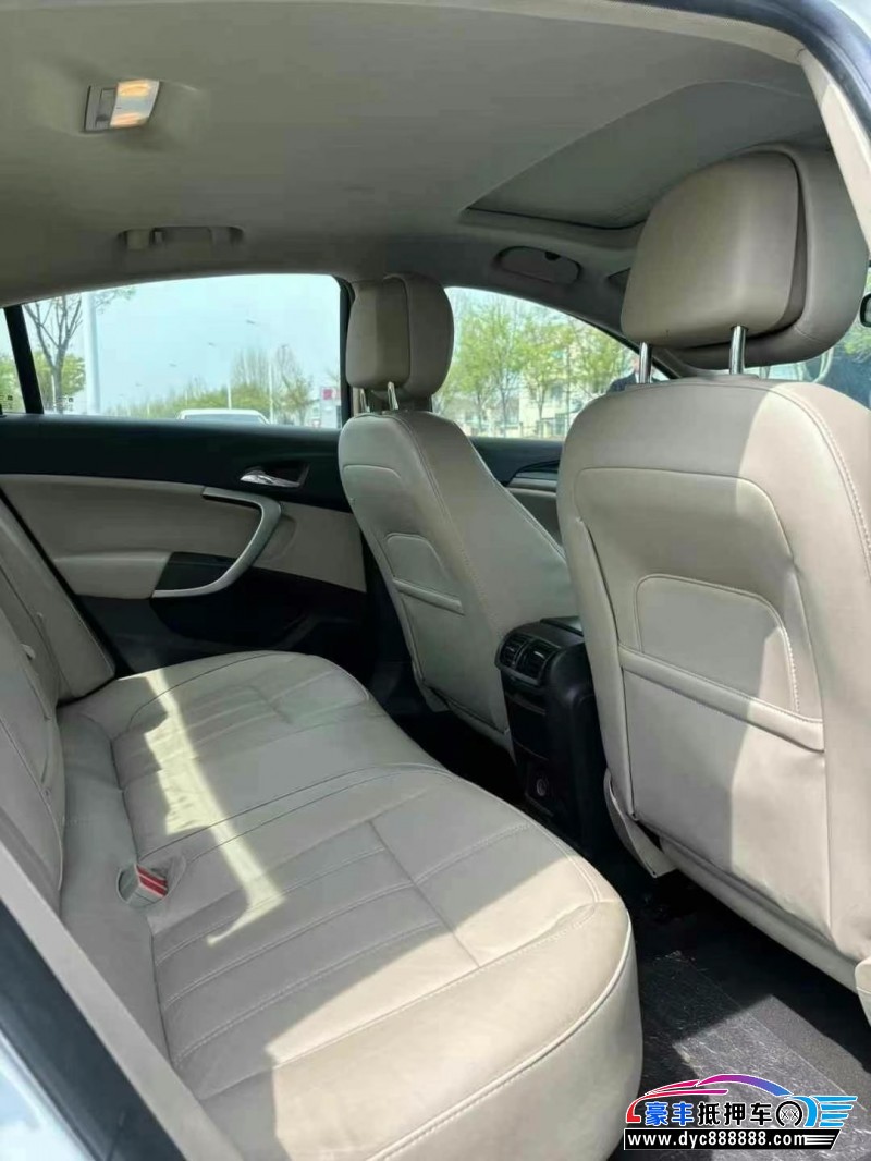 15年别克君威轿车抵押车出售