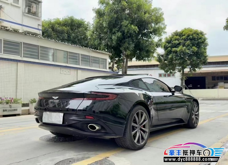 18年阿斯顿·马丁DB11轿车抵押车出售