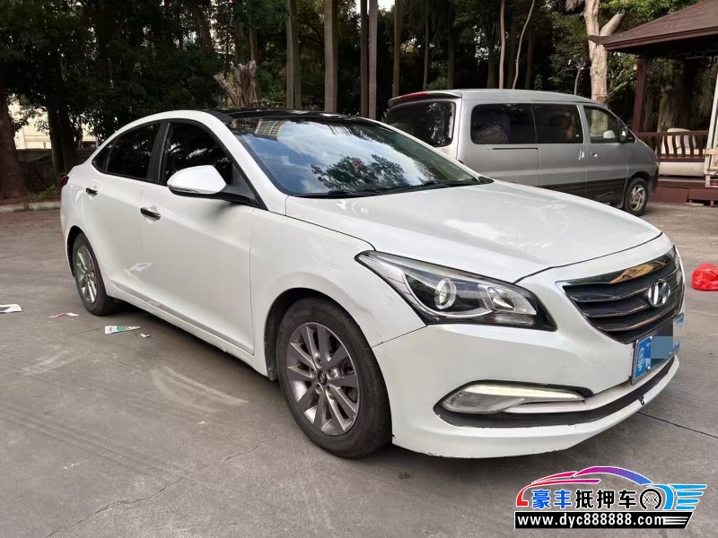 15年现代名图轿车抵押车出售