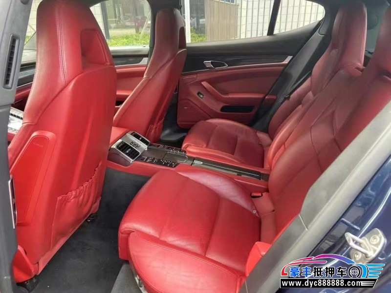 15年保时捷帕纳梅拉轿车抵押车出售