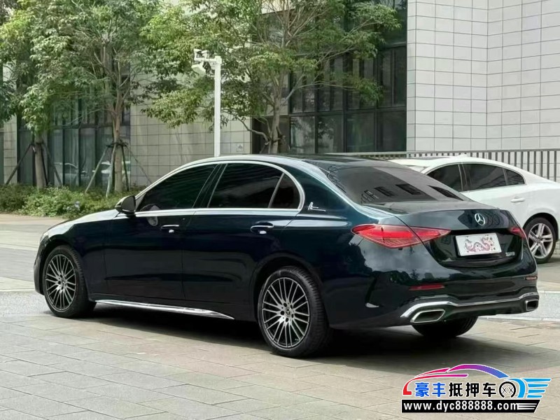 24年奔驰C轿车抵押车出售