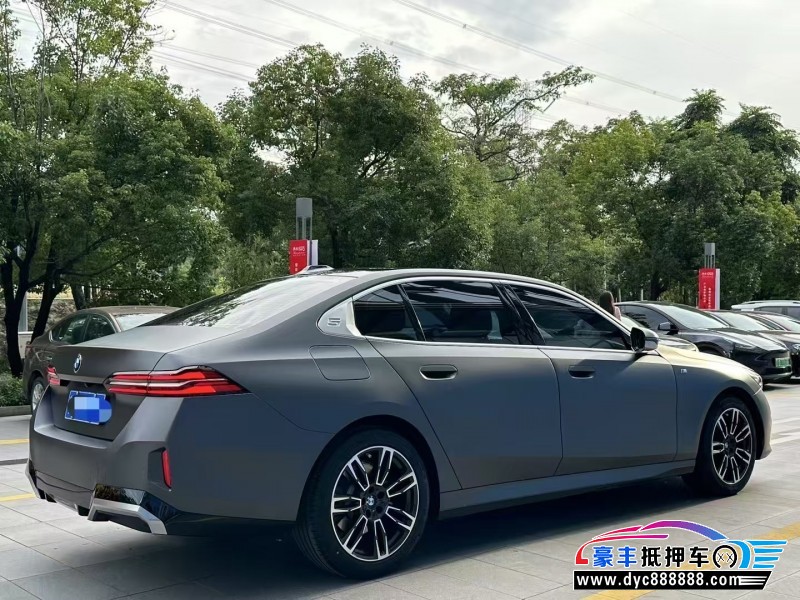 24年宝马5系轿车抵押车出售