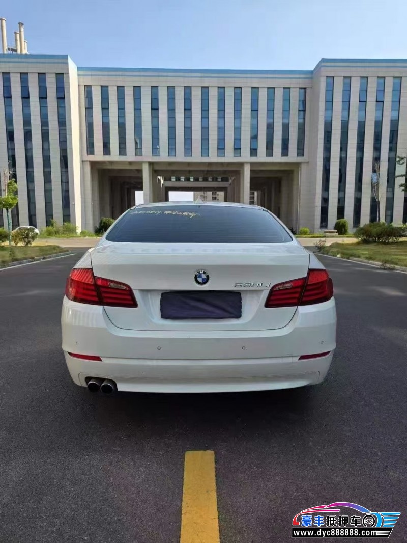 13年宝马5系轿车抵押车出售