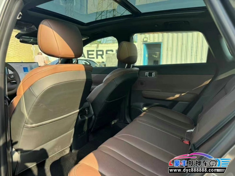 25年五菱星光轿车抵押车出售