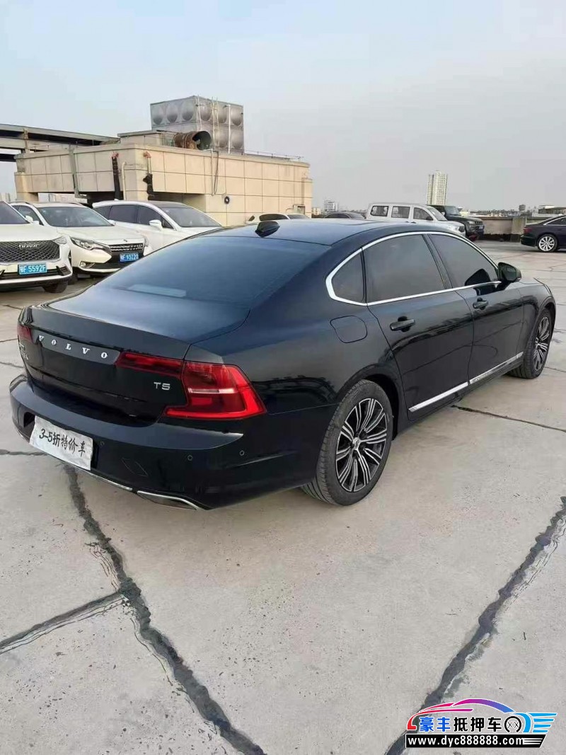 17年沃尔沃S90轿车抵押车出售