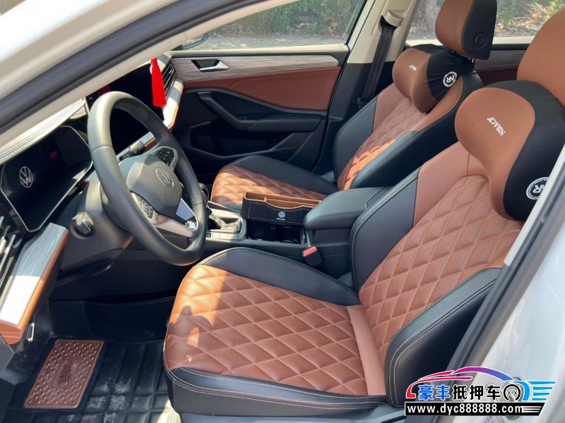 23年大众速腾轿车抵押车出售