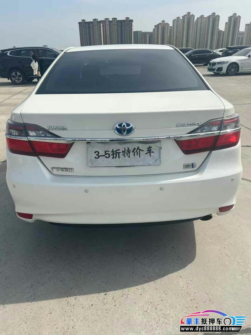 16年丰田凯美瑞轿车抵押车出售