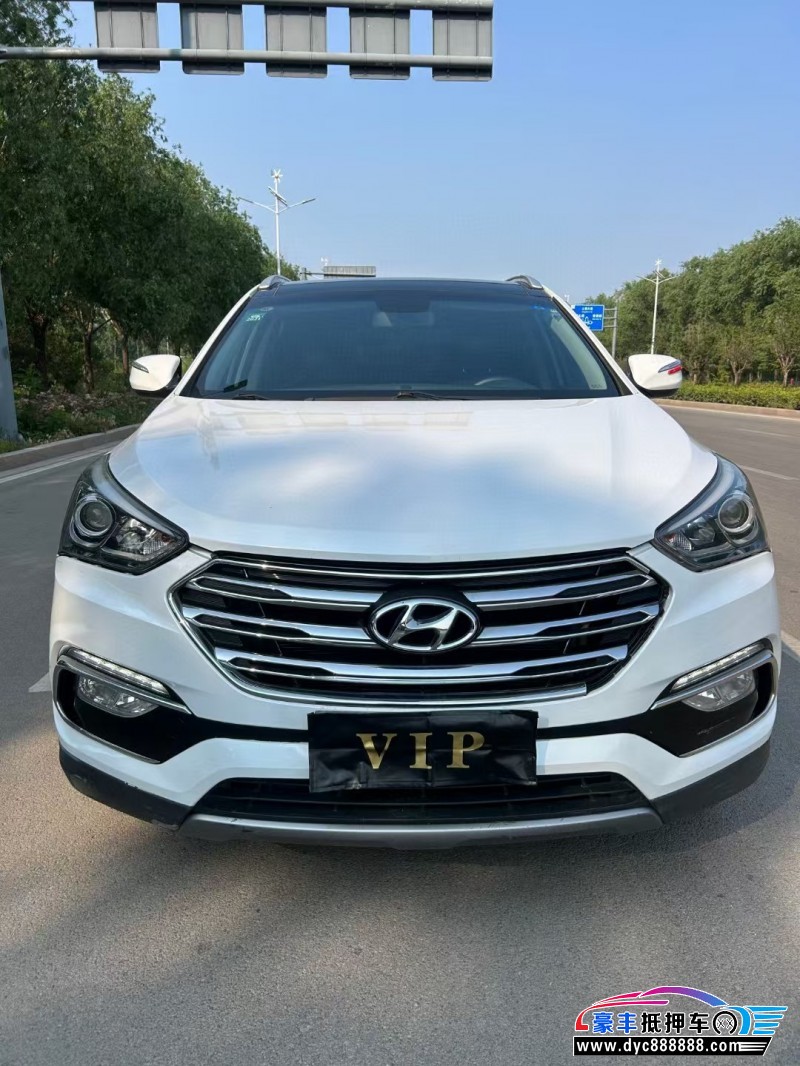 17年现代新胜达SUV抵押车出售