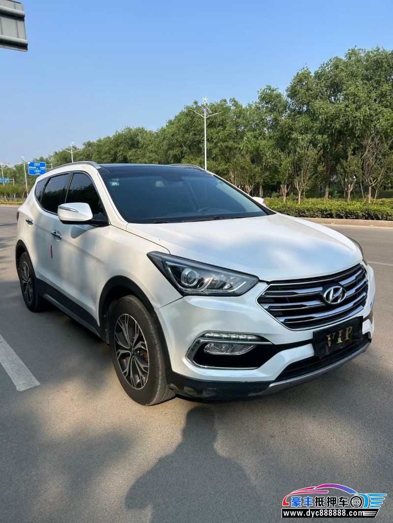 17年现代新胜达SUV抵押车出售