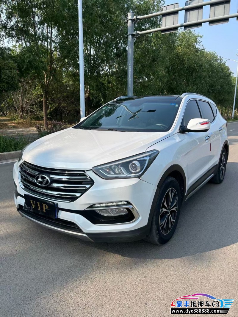 17年现代新胜达SUV抵押车出售