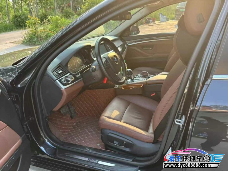 17年宝马5系轿车抵押车出售