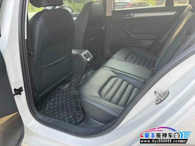 22年大众凌渡轿车抵押车出售