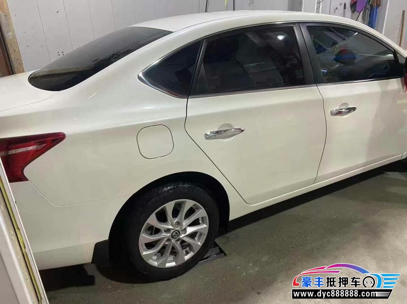 24年日产轩逸轿车抵押车出售