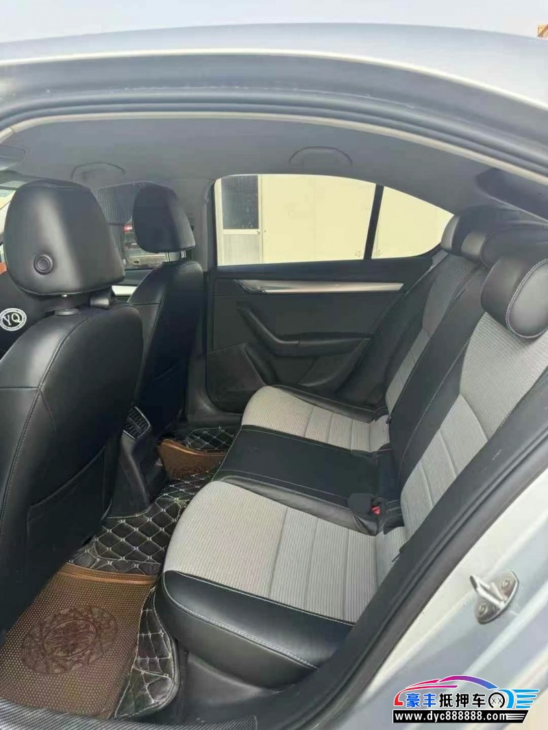 16年斯柯达明锐轿车抵押车出售