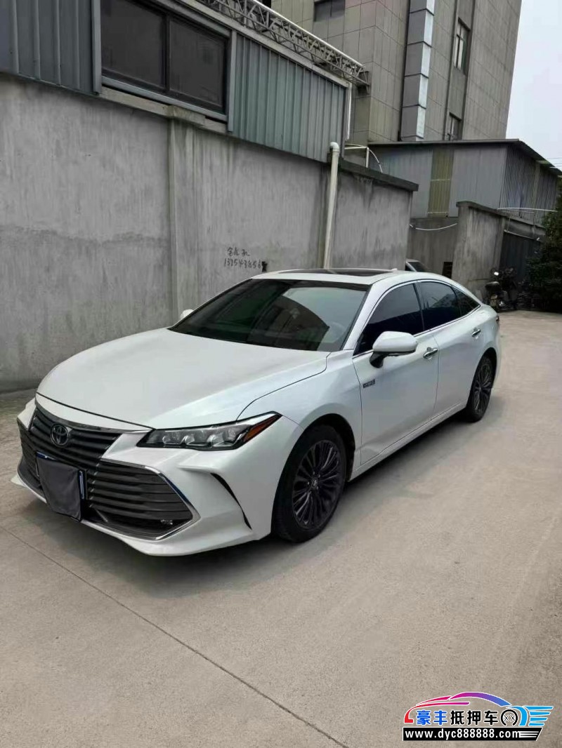 22年丰田亚洲龙轿车抵押车出售