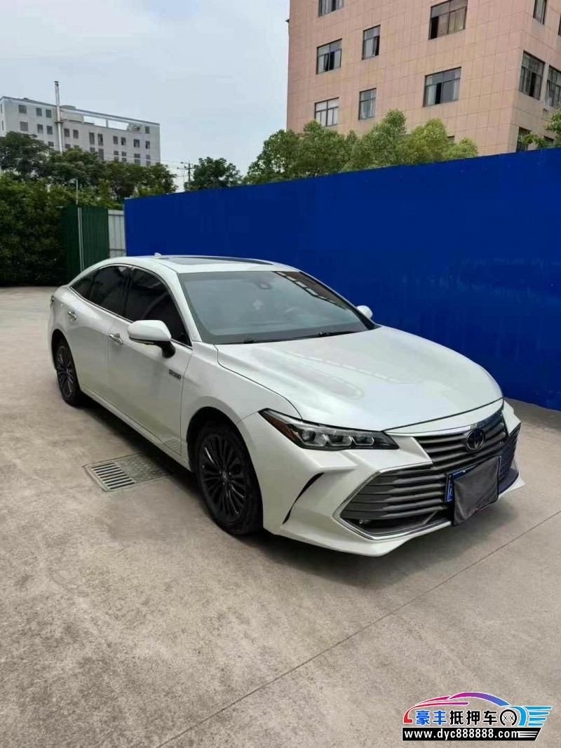 22年丰田亚洲龙轿车抵押车出售