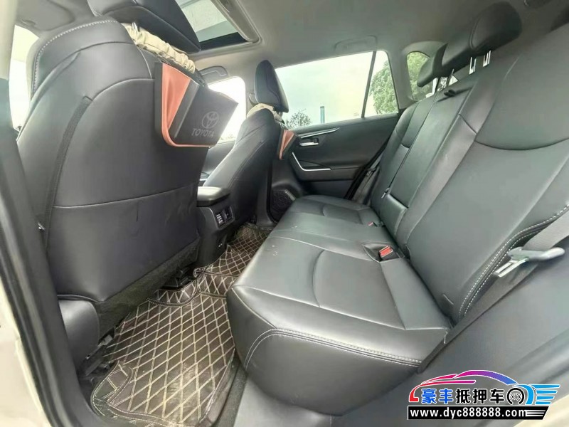 23年丰田威兰达轿车抵押车出售