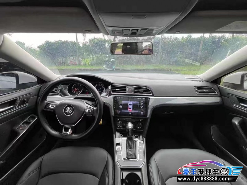 16年大众凌渡轿车抵押车出售