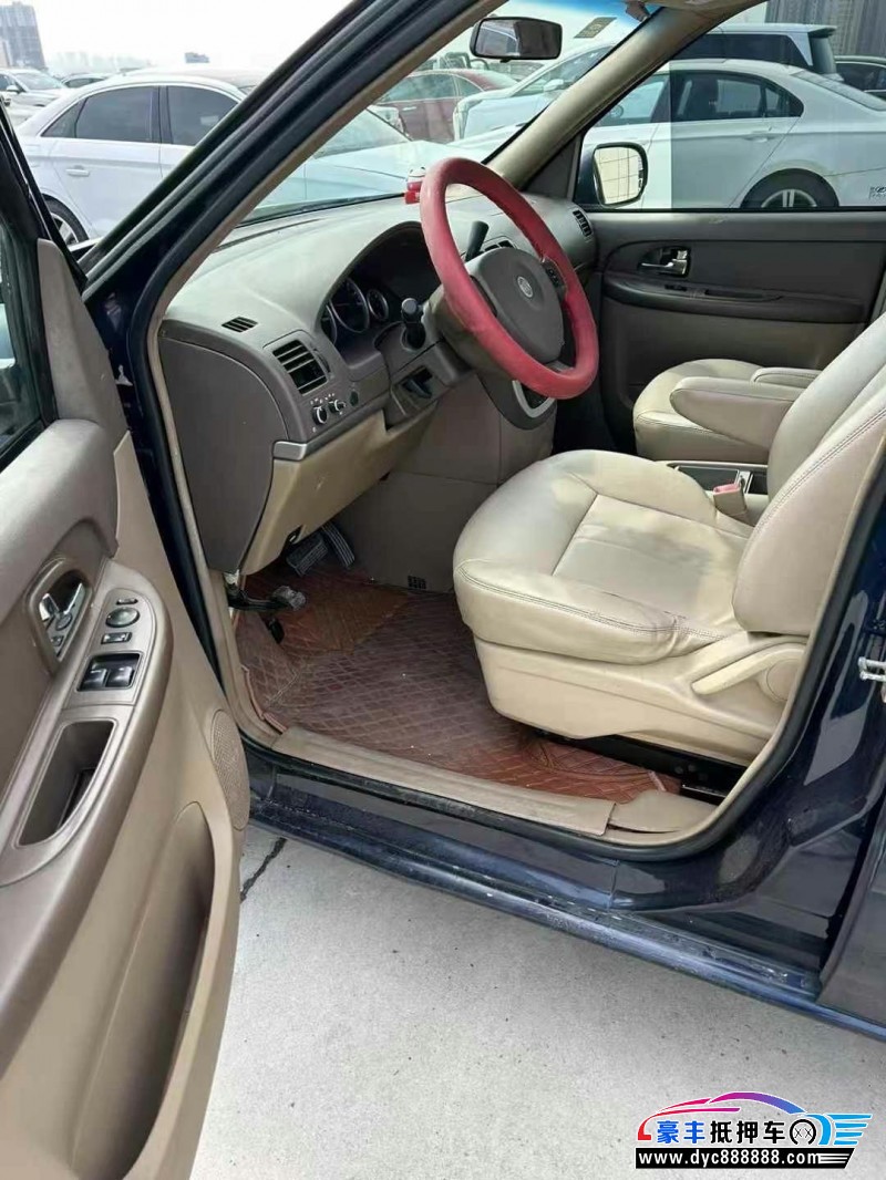 15年别克GL8轿车抵押车出售