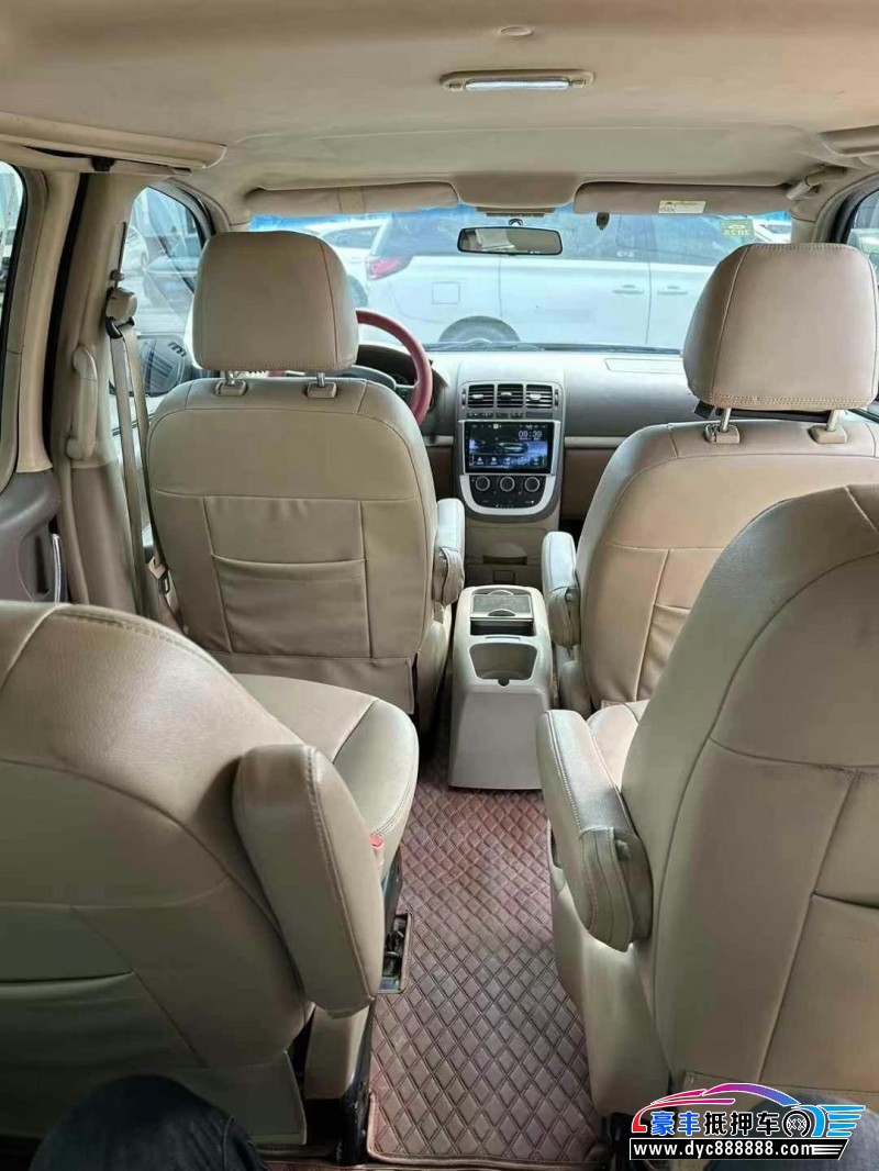 15年别克GL8轿车抵押车出售