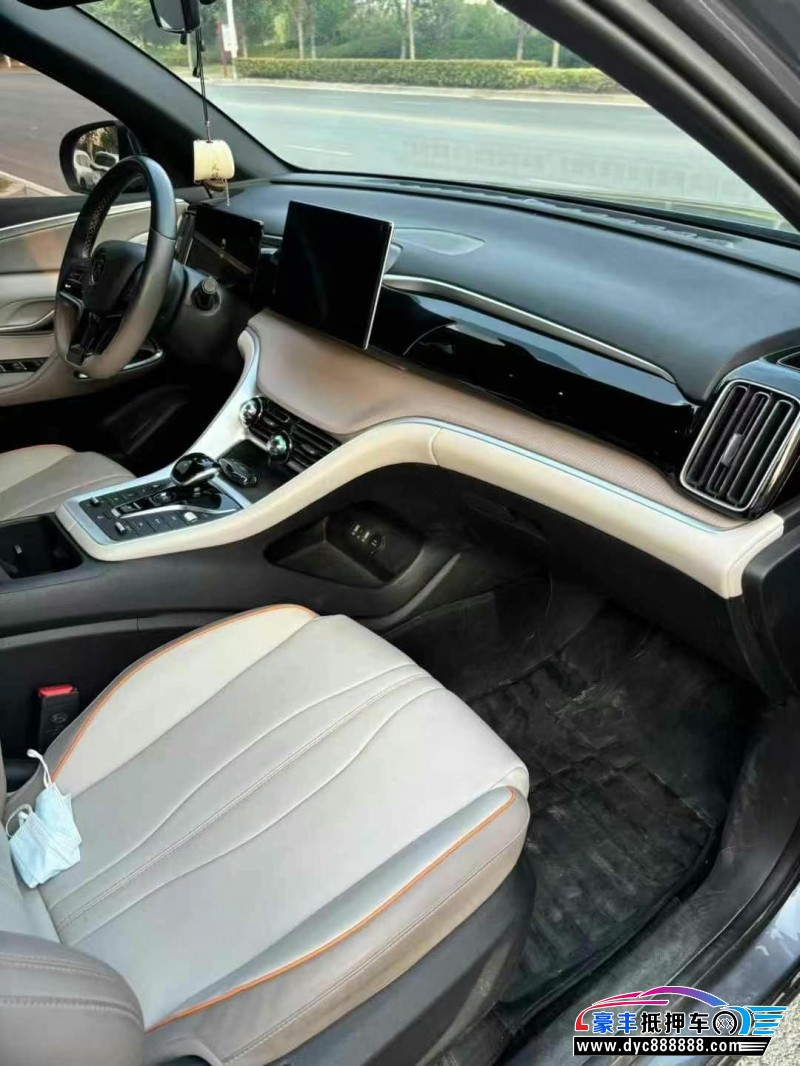 24年比亚迪宋轿车抵押车出售