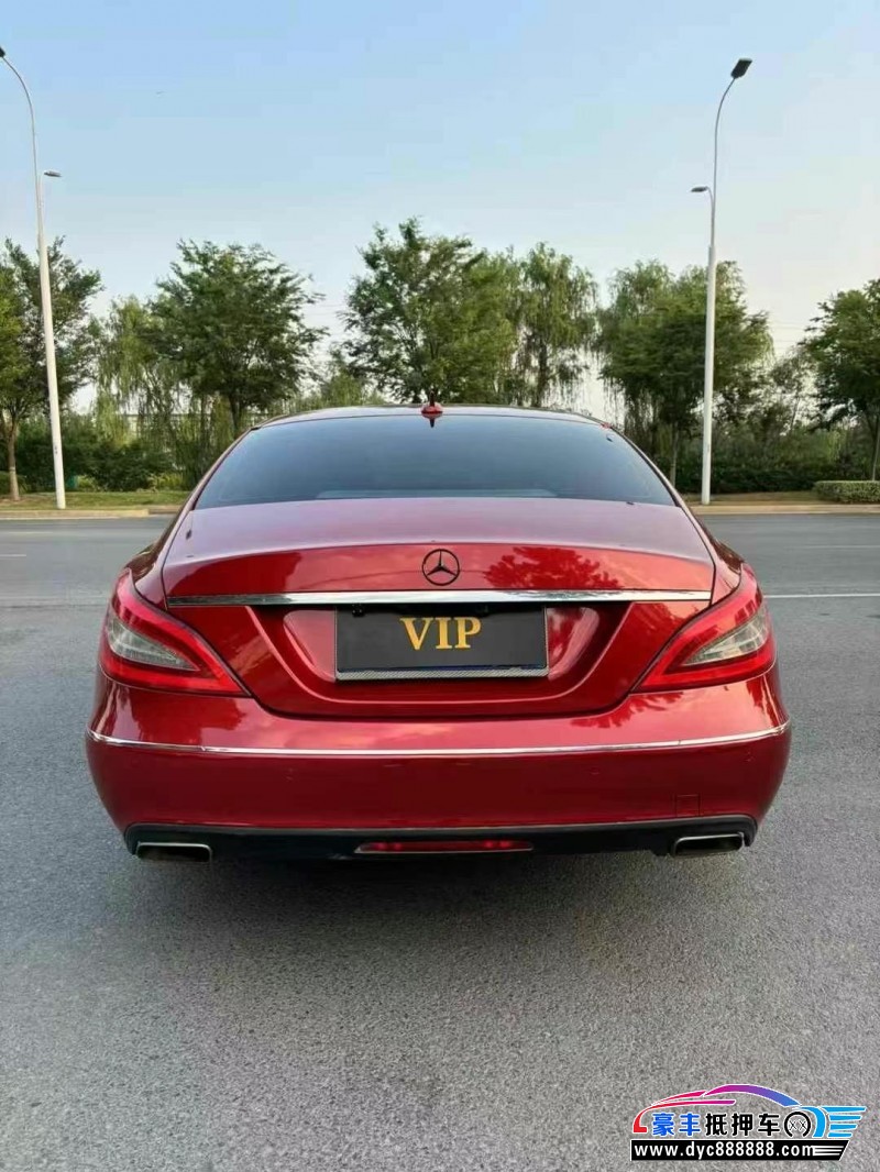 13年奔驰CLS轿车抵押车出售