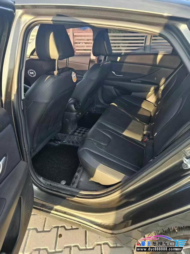 24年现代伊兰特轿车抵押车出售