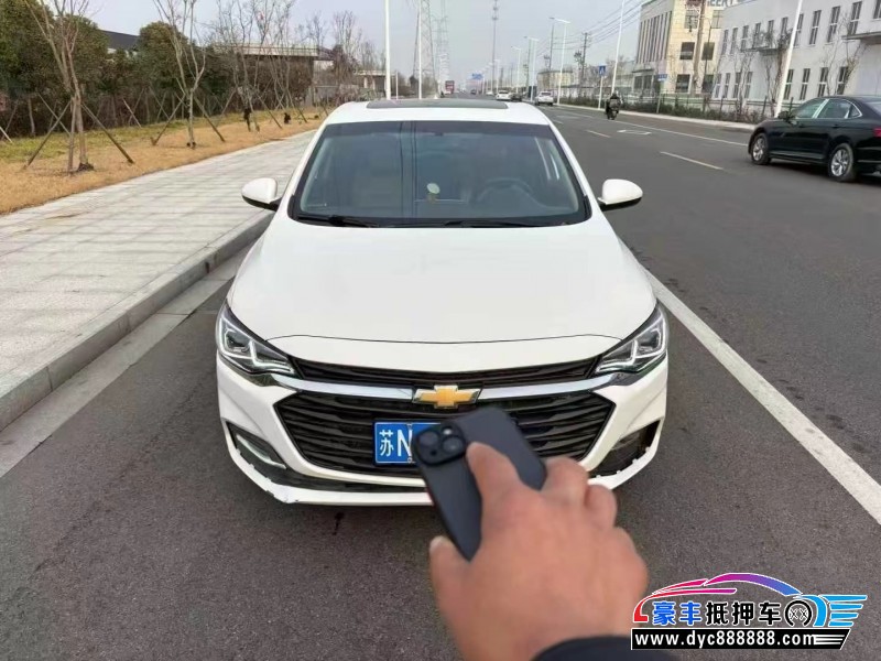 21年雪佛兰科鲁泽轿车抵押车出售