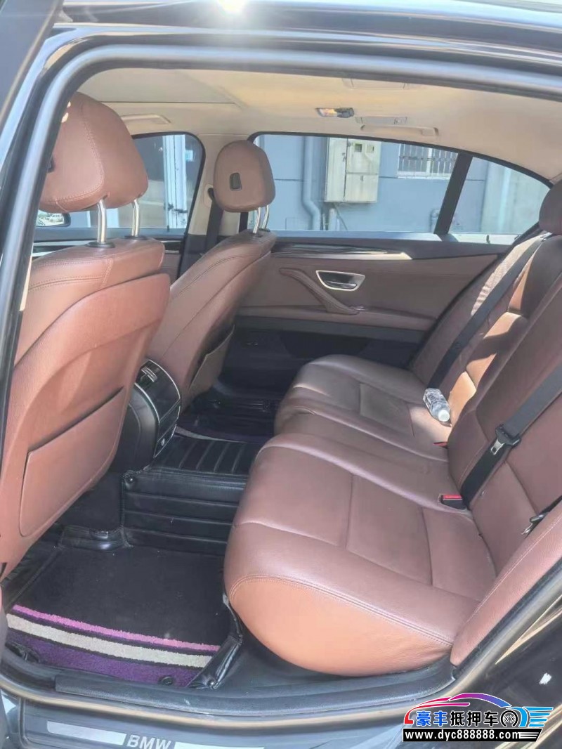 14年宝马5系轿车抵押车出售