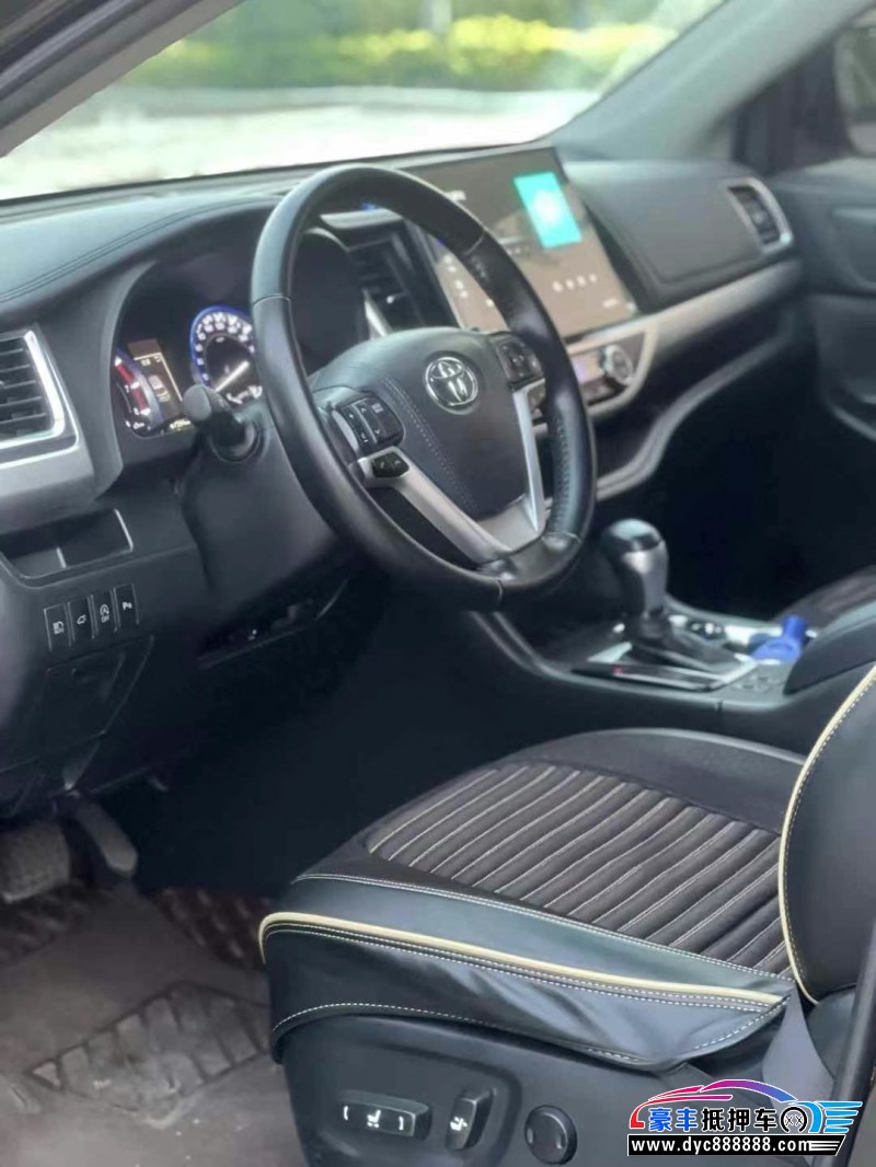 21年丰田汉兰达轿车抵押车出售