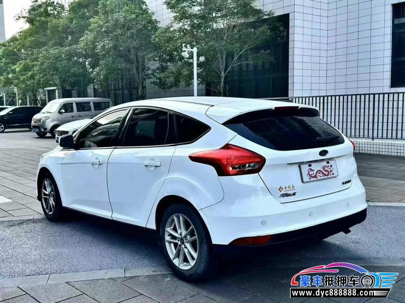 16年福特福克斯轿车抵押车出售