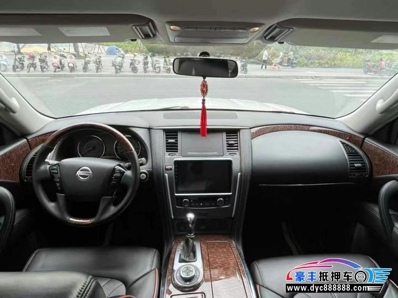 20年日产途乐轿车抵押车出售