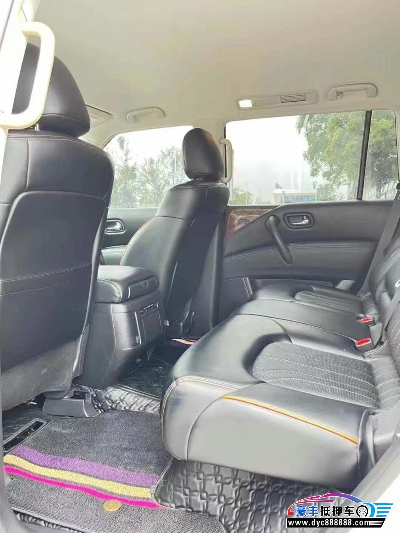 20年日产途乐轿车抵押车出售