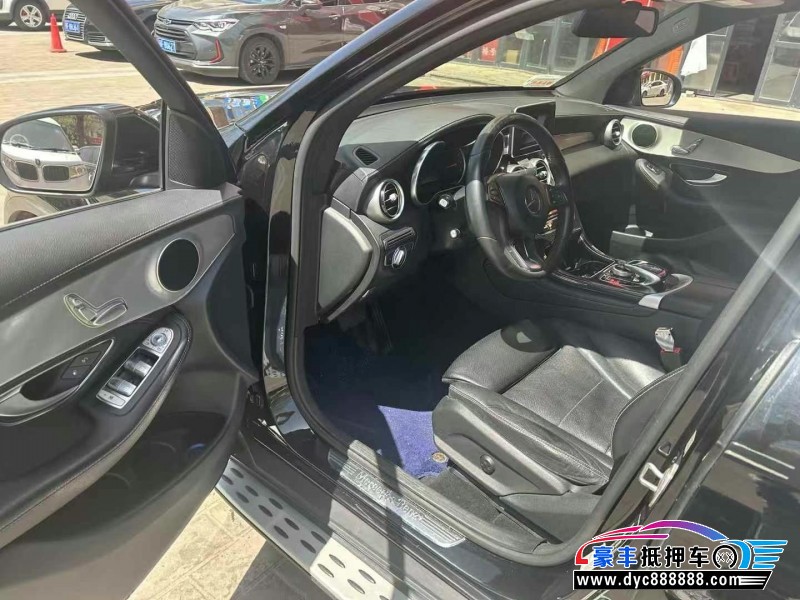 17年奔驰GLC轿车抵押车出售