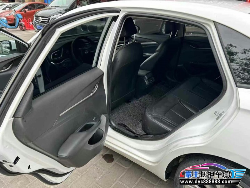 20年别克英朗轿车抵押车出售