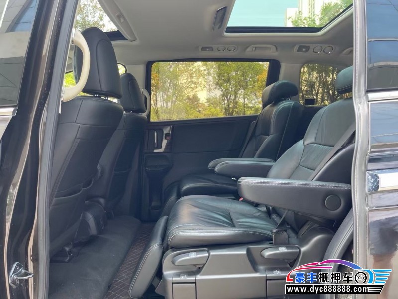 16年本田艾力绅轿车抵押车出售