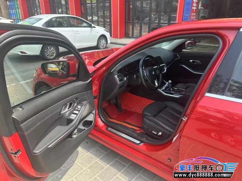 20年宝马3系轿车抵押车出售