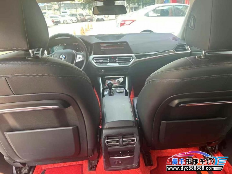 20年宝马3系轿车抵押车出售